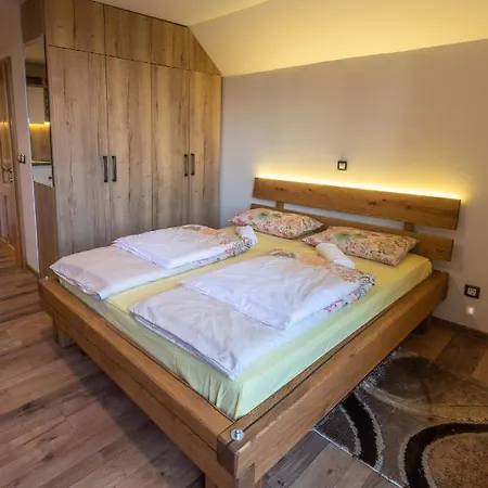 Tatil Evi Vineyard Krivic Trebelno