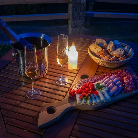 Tatil Evi Vineyard Krivic *